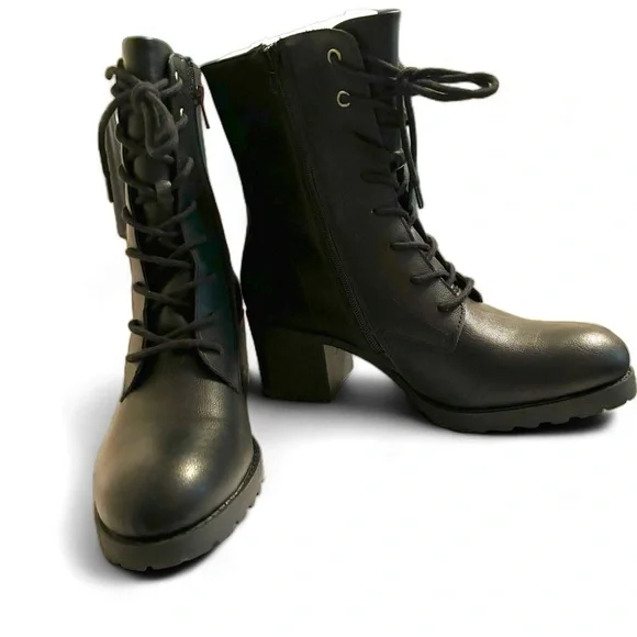 SUN +STONE Women's Sheilaa Lace-Up Zip Lug Combat Booties Sz 9.5 NWOT - Picture 3 of 6